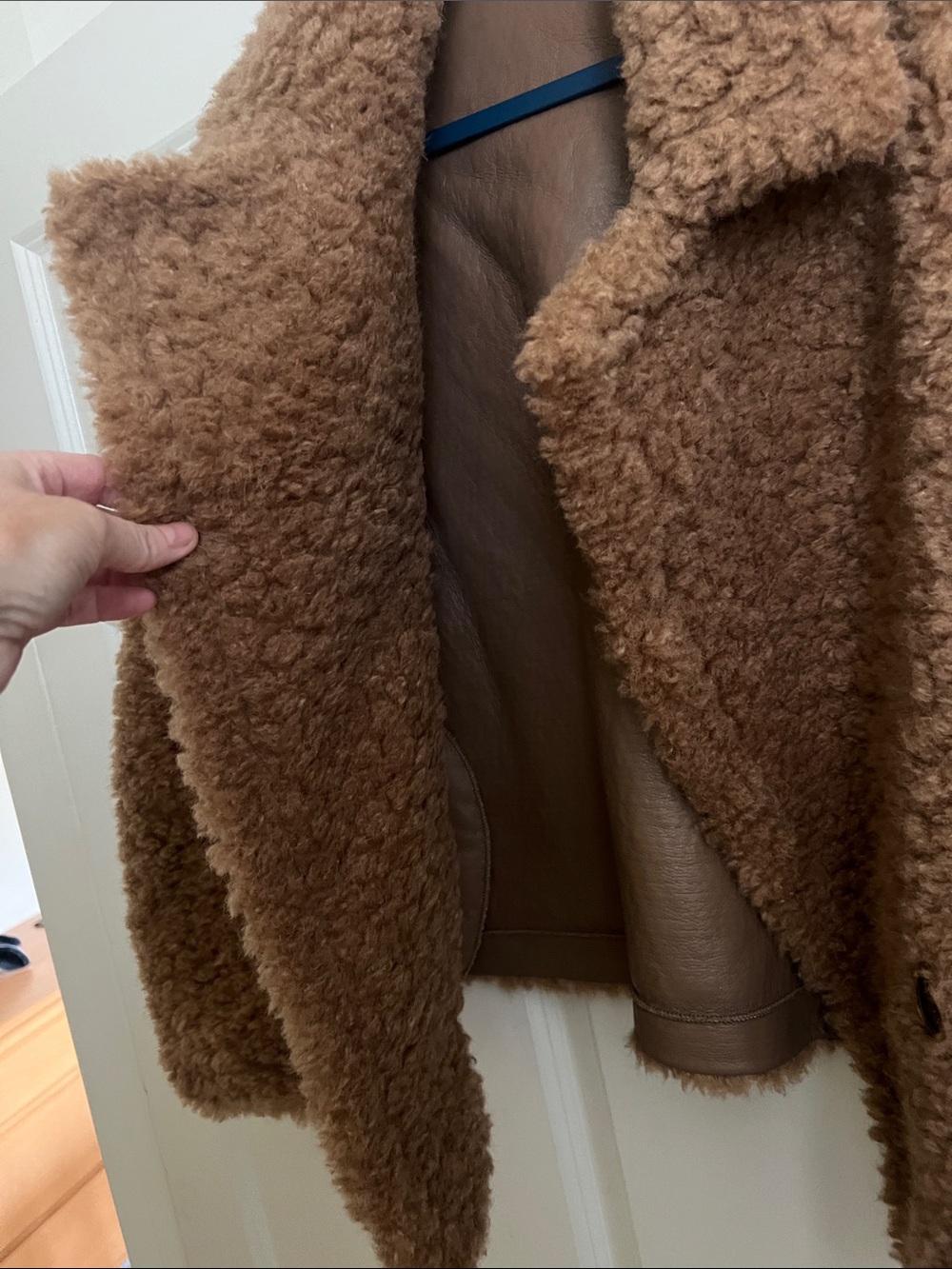 Classic Teddy Faux-Shearling Jacket in Chestnut Brown - Picture 5 of 8